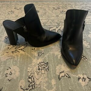 Rebecca Minkoff black heel 6-1/2